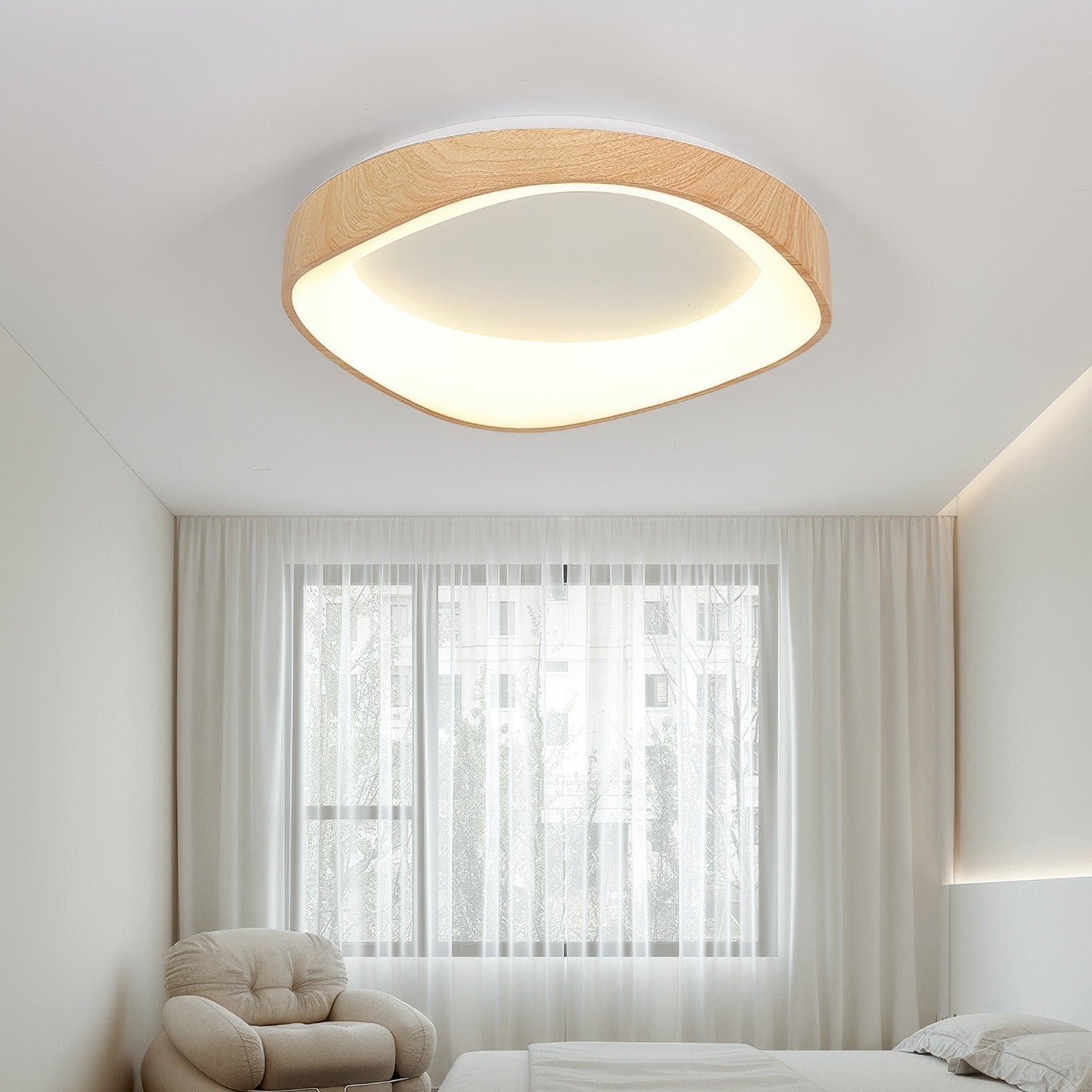 Pendul de plafon în stil scandinav — finisaj cu aspect de lemn, LED integrat, iluminare fără umbre