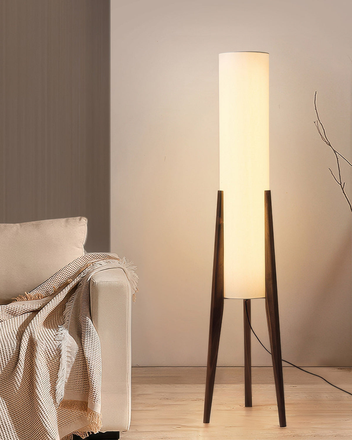 Lámpara de pie Walnut de madera maciza — Lámpara de arte retro nórdico