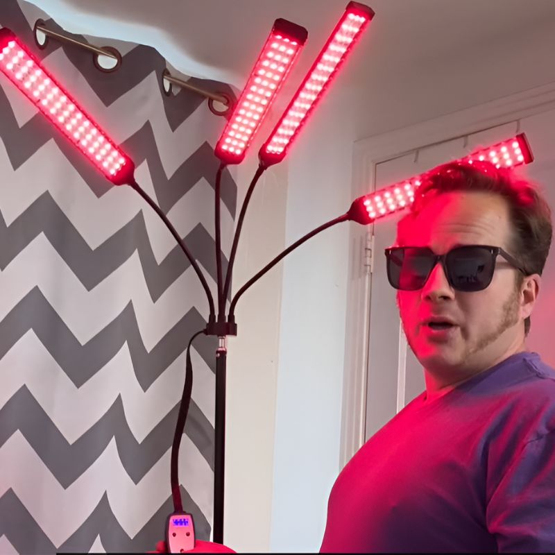 Lampa do terapii światłem podczerwonym i czerwonym z 4 głowicami i regulowanym ustawieniem