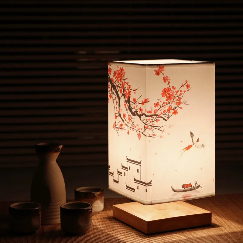 Oriental Blossom Glow-lampa — 27 × 12 cm bordslampa med körsbärsblommor