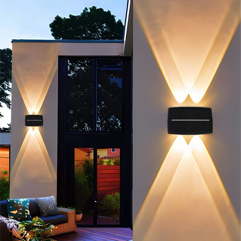 מנורת קיר סולארית LED לחוץ — עמידה למים, נדלקת ונכבית אוטומטית