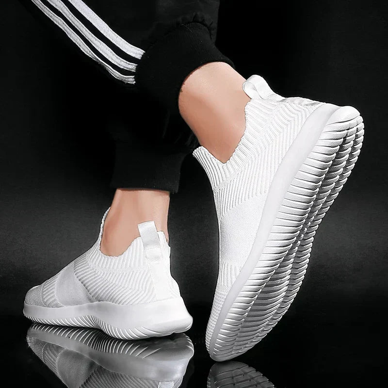 Aero Atmungsaktive Slip-on-Sneaker für Herren — Komfort für jeden Tag