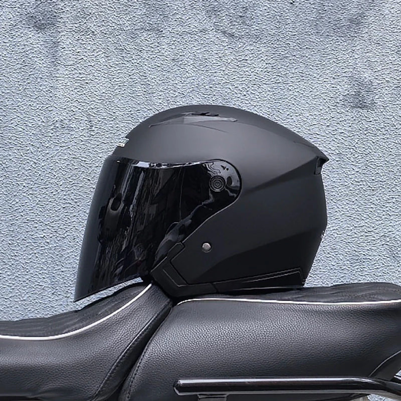 スリークォーター バイクヘルメット — ダブルバイザー、軽量1050g