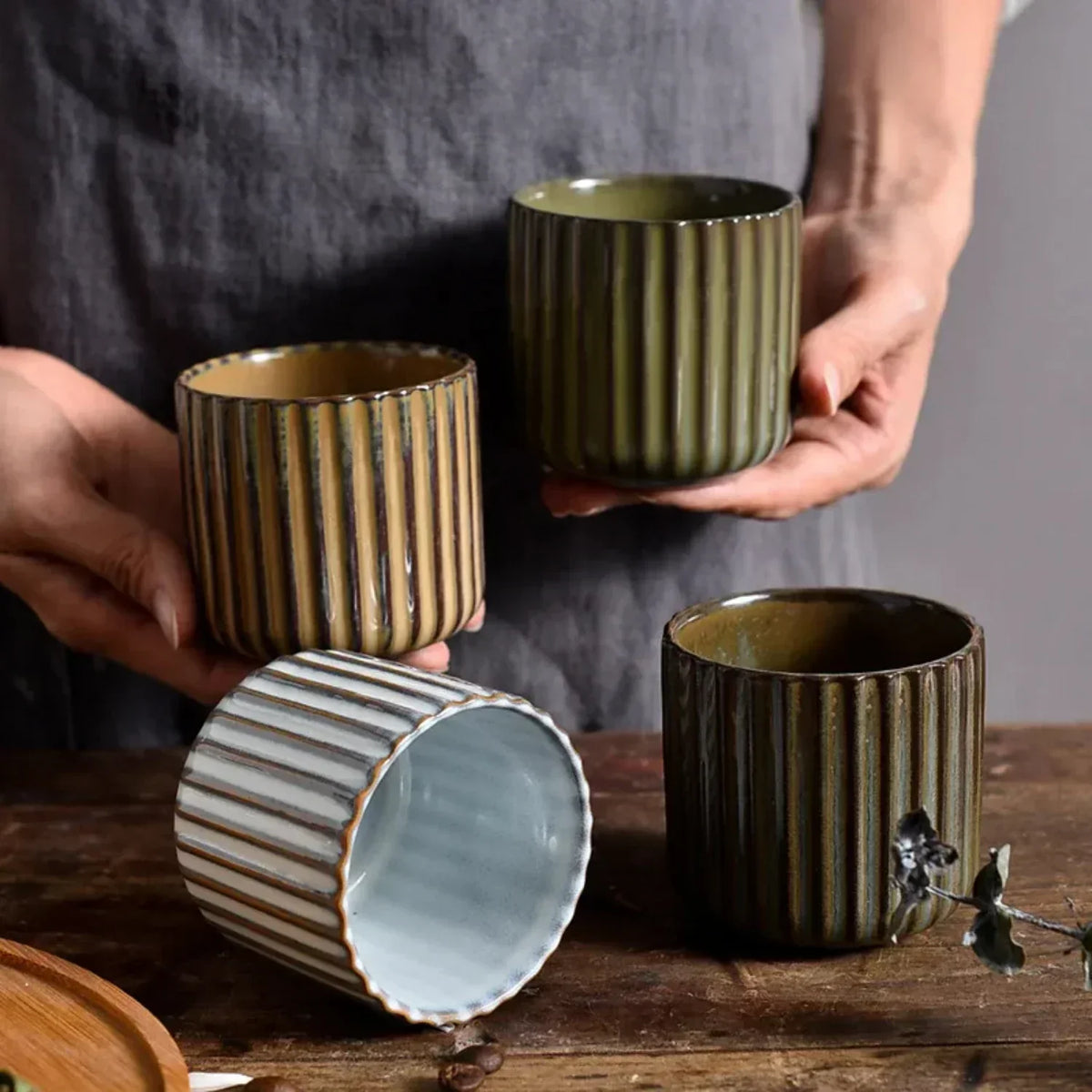 Keramik-Teetasse im japanischen Retro-Stil – Porzellanbecher für Sake und Kaffee