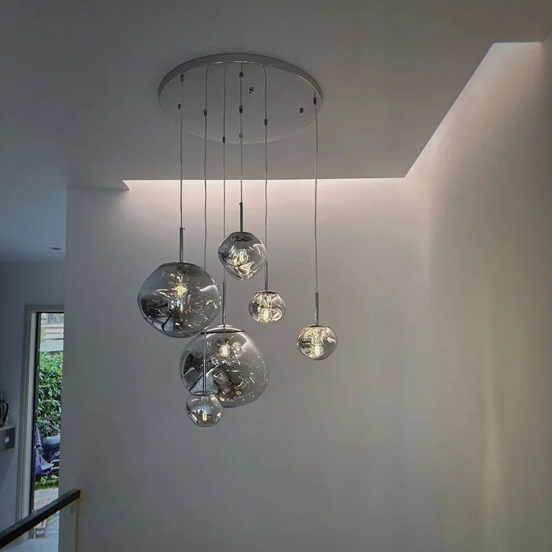 Lampă suspendată LED în stil lavă — Iluminat ambiental retro pentru încăperi