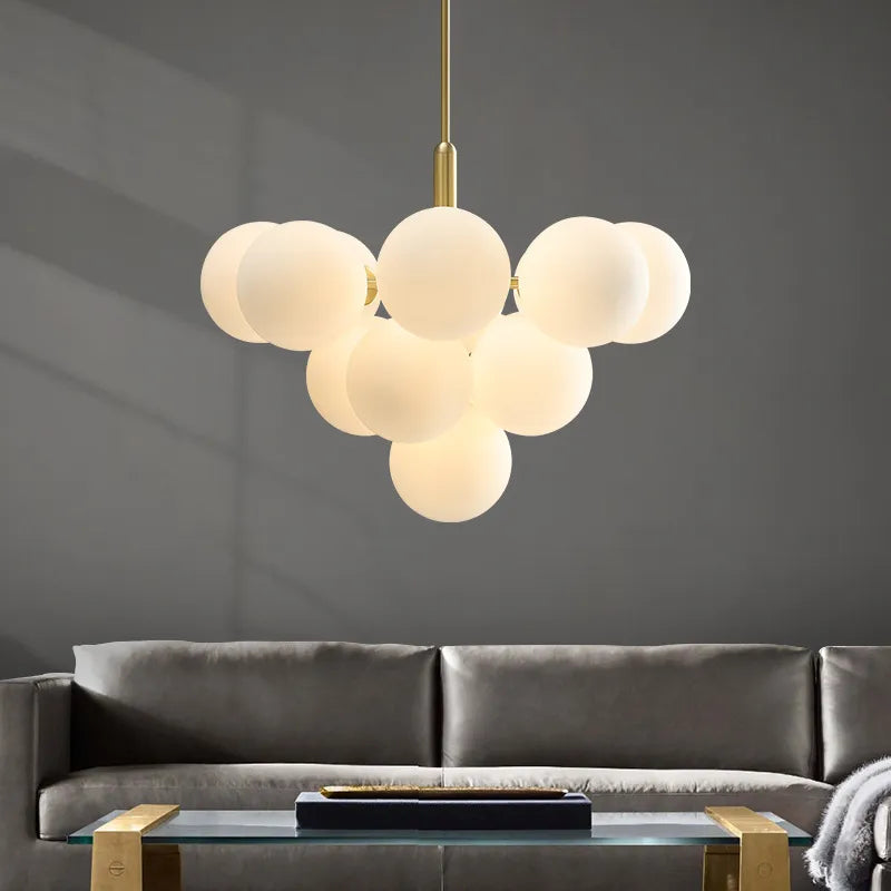 LED-Pendelleuchte Marylebone — Fünf Lampenköpfe, dreizehn Lampenkörper