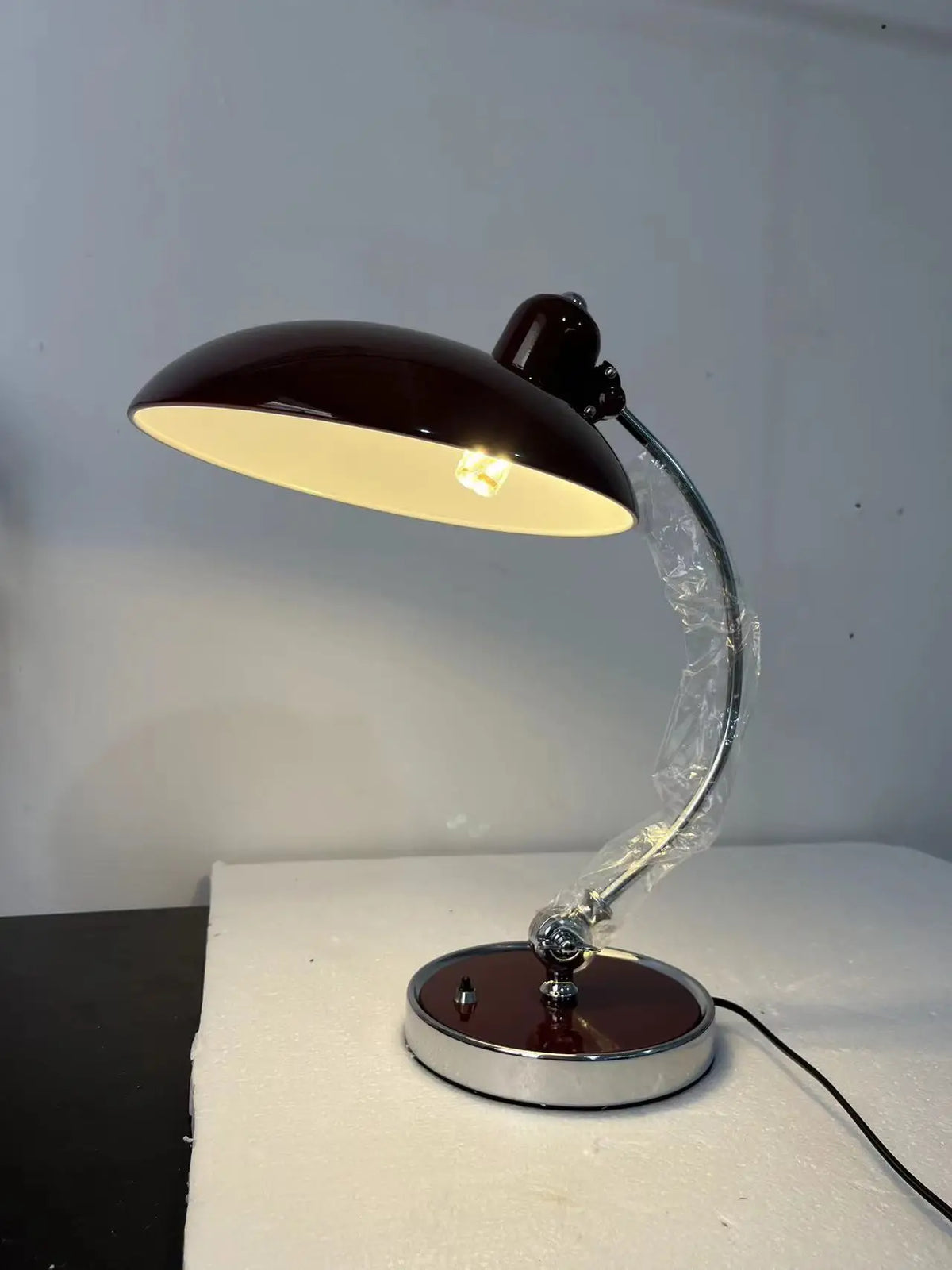 ScandinavianGlow dansk bordslampa — inspirerad av Kaiser Idell