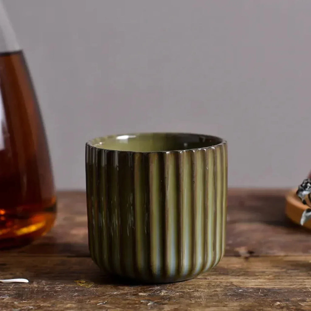 Keramik-Teetasse im japanischen Retro-Stil – Porzellanbecher für Sake und Kaffee