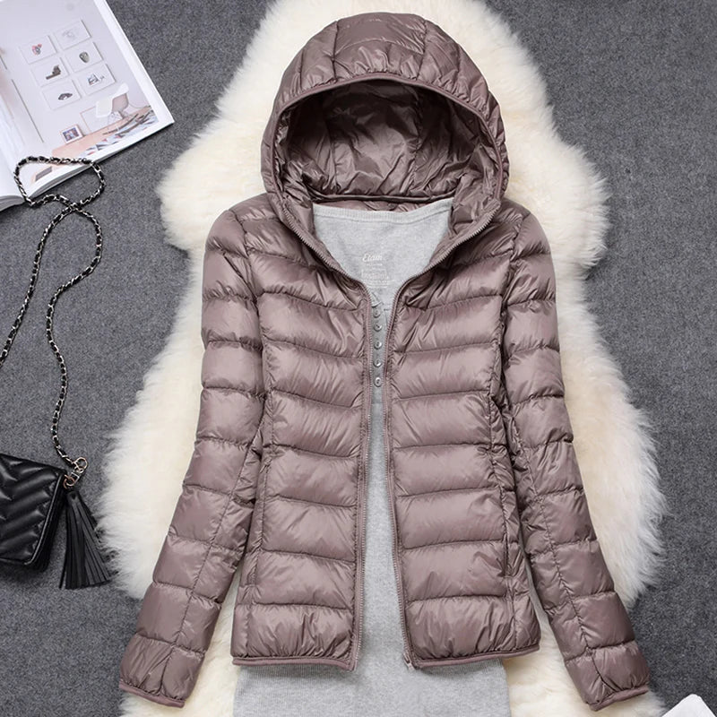 Spectra Daunenjacke mit Kapuze für Damen in Warmweiß — wasserdicht