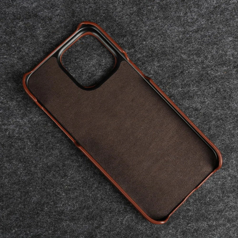 THE EXECUTIVE iPhone-Hülle aus echtem Leder — von Hand veredelt