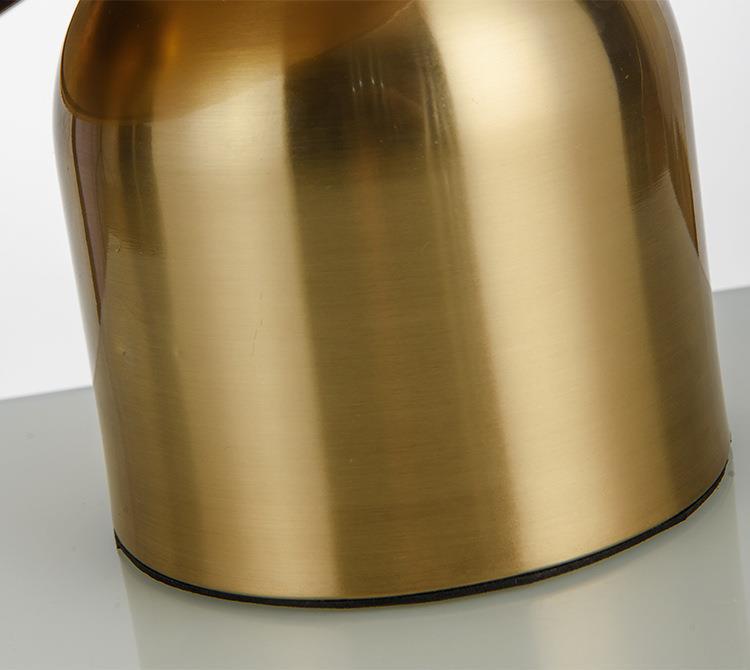 Lunara Gold Schreibtischlampe mit warmem LED-Leuchten für Kommoden und Schreibtische