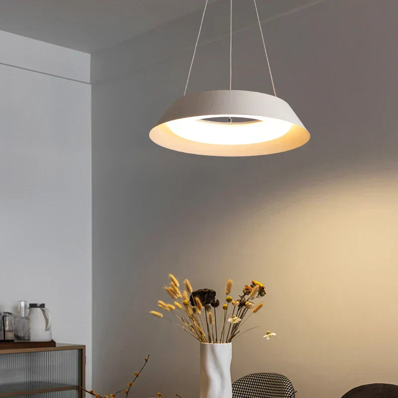 Aurelian Kronleuchter moderne LED-Deckenleuchte für Flure und Garagen