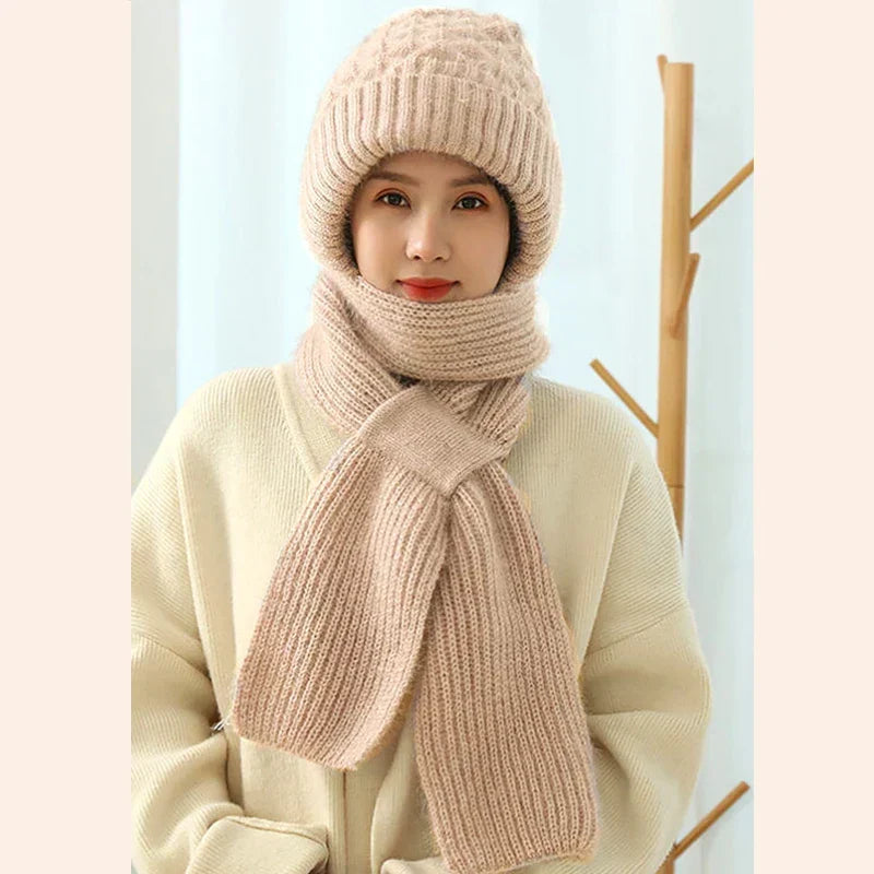 Women's Knitted Hat and Scarf Set — Cozy All-in-One Winter Wear