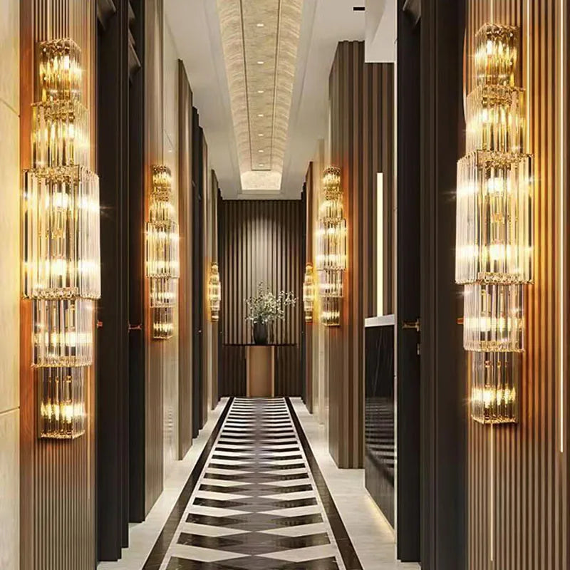 مصباح حائط من الكريستال بتصميم عمود فاخر — وحدة إضاءة هندسية