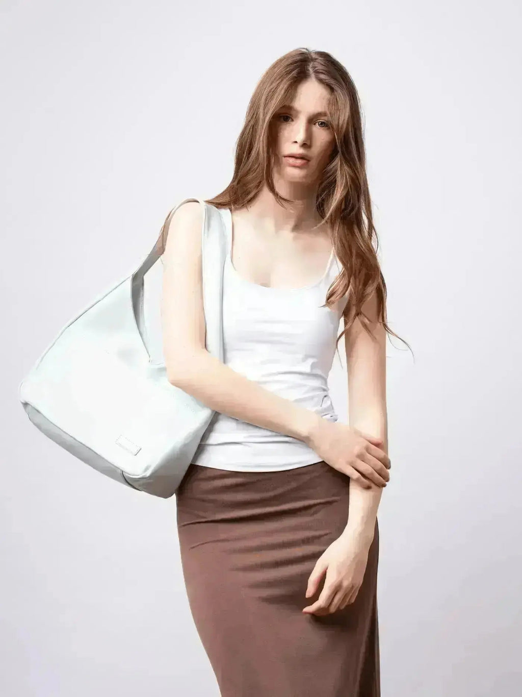 Timeless Bucket Shape Handbag — Structured Design, Spacious Interior