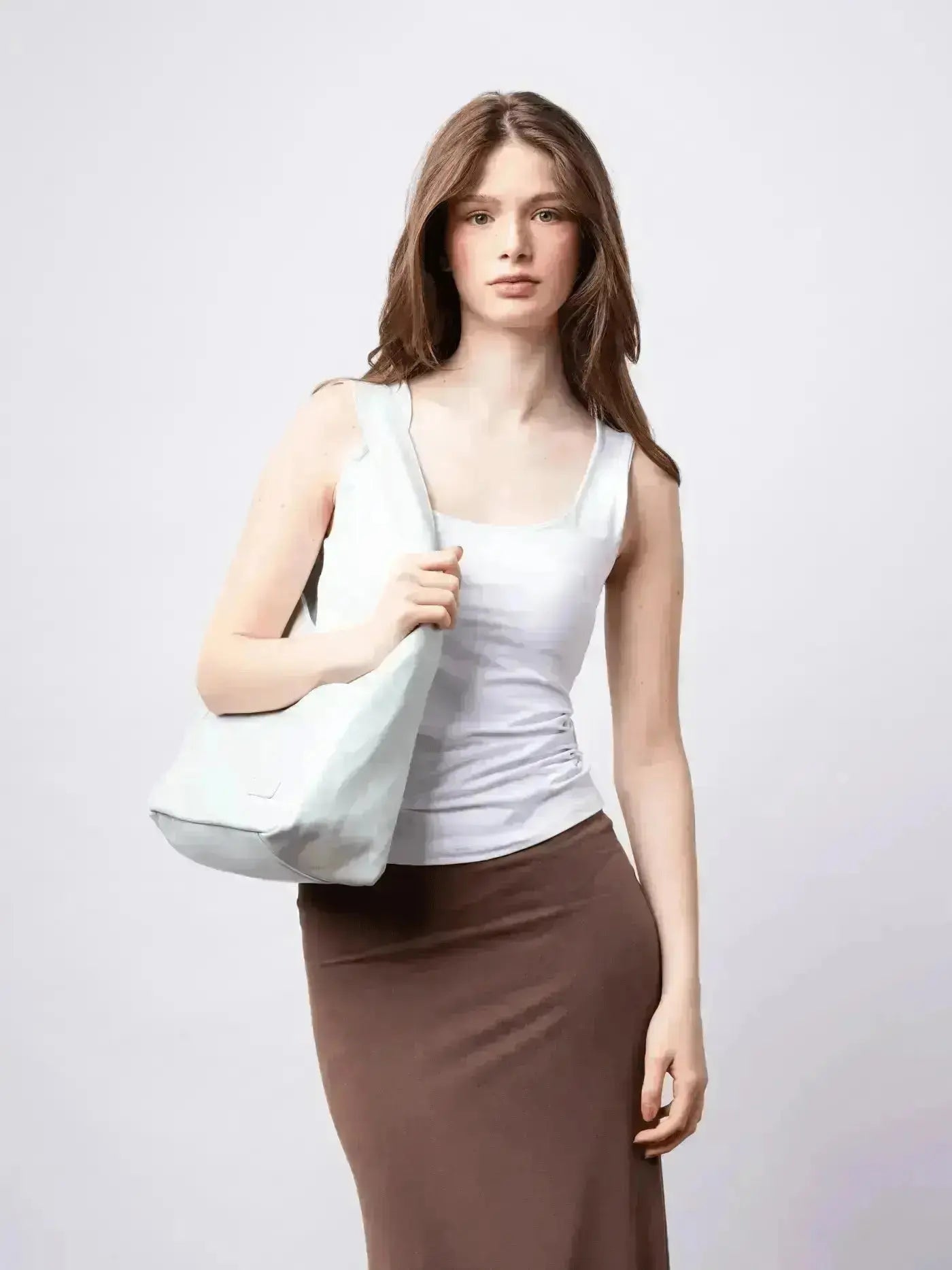 Timeless Bucket Shape Handbag — Structured Design, Spacious Interior