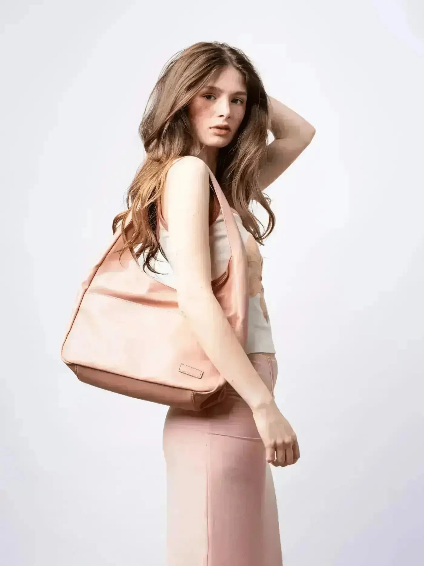 Timeless Bucket Shape Handbag — Structured Design, Spacious Interior