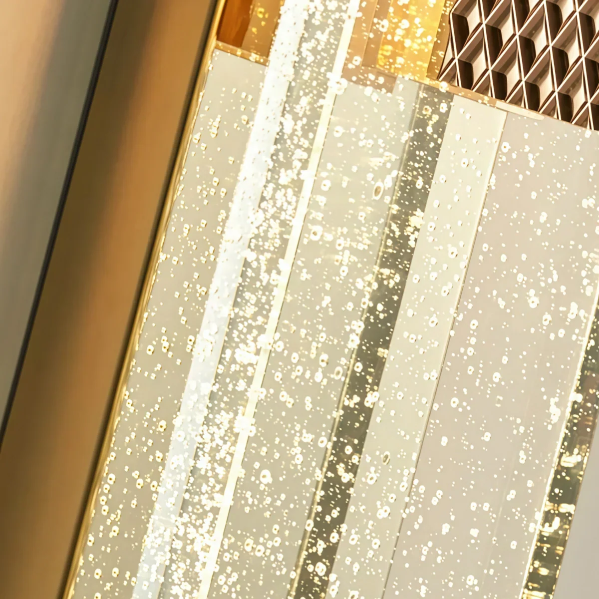 Modern Luxury Wall Lamp – Gold Crystal Rectangular Light for Living Room - Flindria