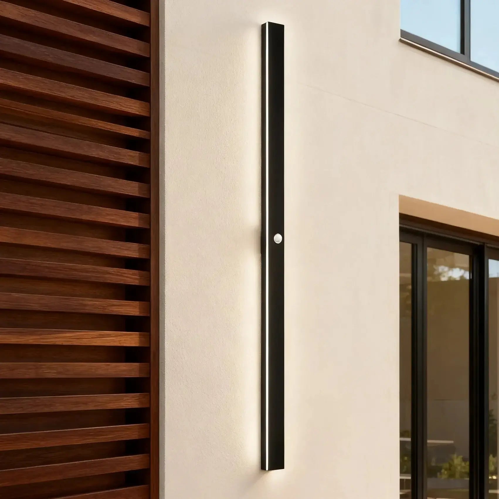Minimalist Sensor Wall Lamp – Waterproof Linear for Courtyard - Flindria