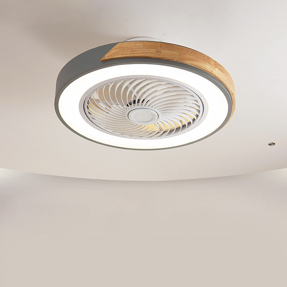 Moderne Holzdeckenventilatoren mit energiesparender LED-Beleuchtung