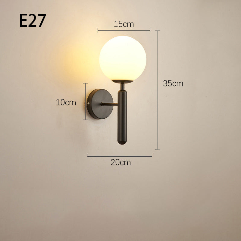 Modern vägglampa — energieffektiv, enkel att installera