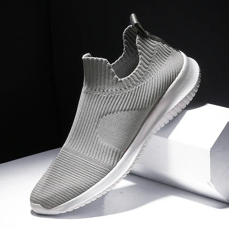 Aero Atmungsaktive Slip-on-Sneaker für Herren — Komfort für jeden Tag