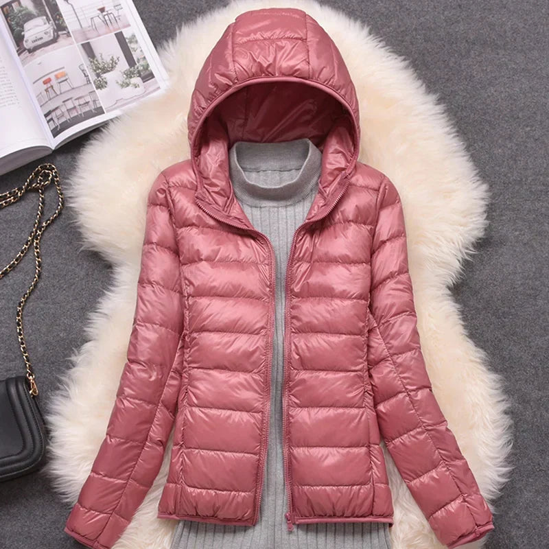 Spectra Daunenjacke mit Kapuze für Damen in Warmweiß — wasserdicht