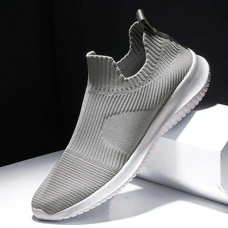 Aero Atmungsaktive Slip-on-Sneaker für Herren — Komfort für jeden Tag