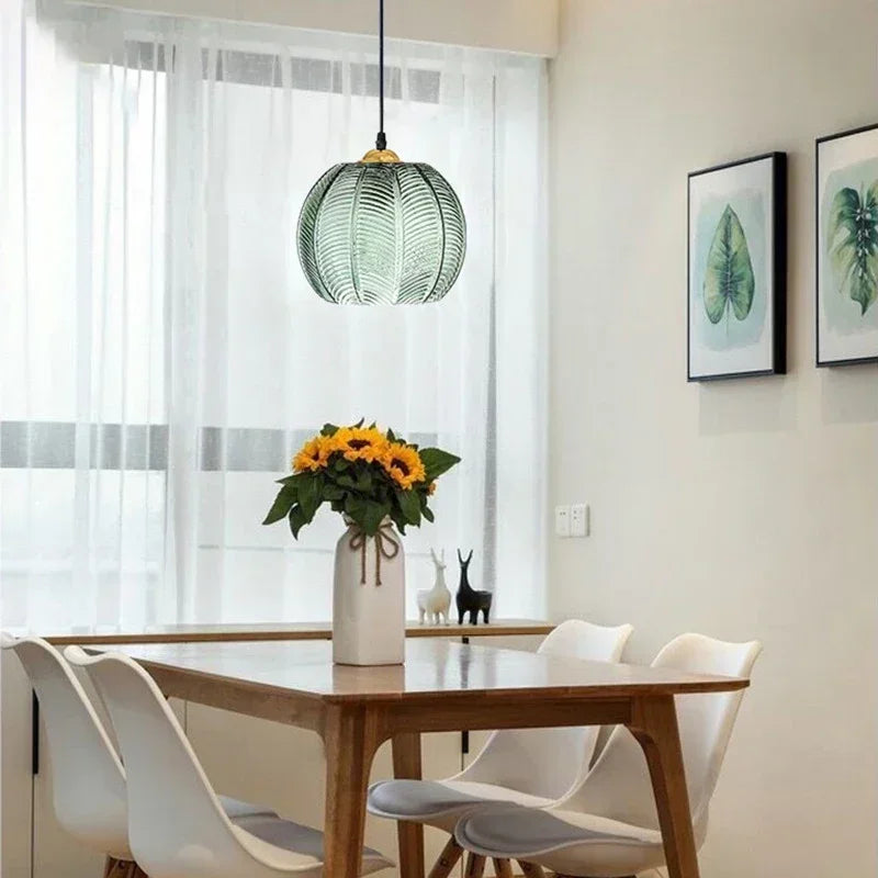 Miraella Pendelleuchte im nordischen Stil mit grünem Blätterdesign