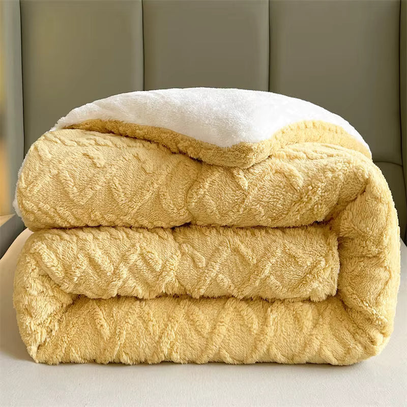 AuroraNest Ultra Warm Lamb Cashmere Weighted Blanket — Evenly Distributed Fill