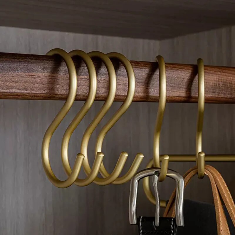 Hohto Premium-Kleiderhaken — Elegantes Zubehör zur Kleiderpräsentation