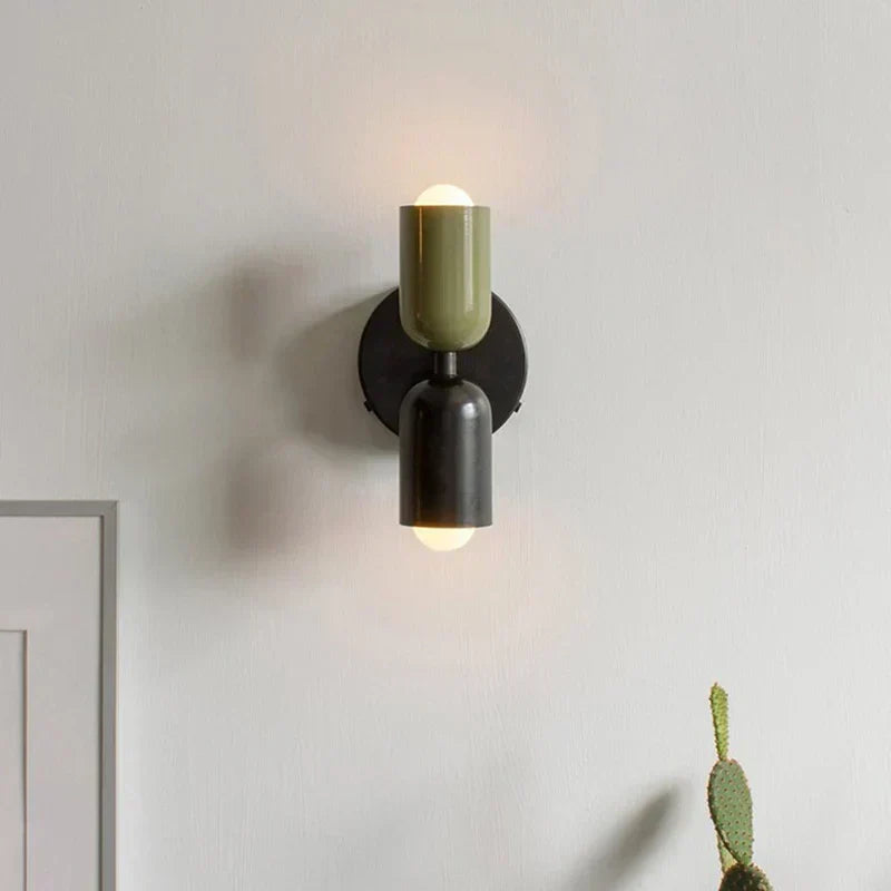 Applique da parete nordica minimalista a doppia luce — illuminazione verso l'alto e verso il basso