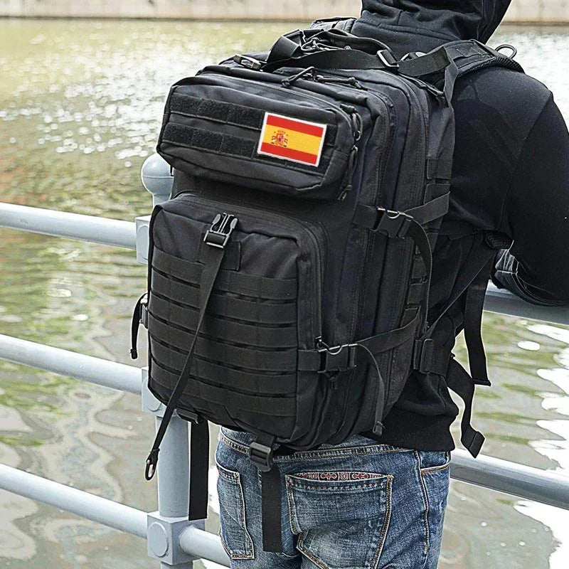 Rucsac tactic MOLLE de 45L — capacitate mare, suporturi pentru pahare