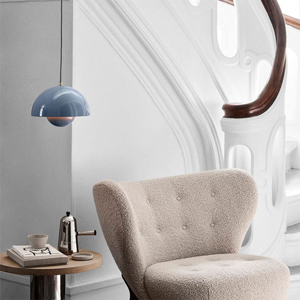 Halbrunder farbiger Kronleuchter — modernes skandinavisches Design