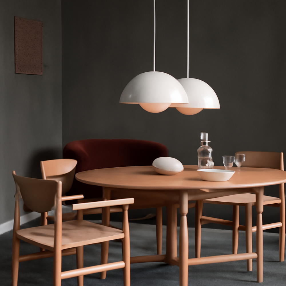 Halbrunder farbiger Kronleuchter — modernes skandinavisches Design