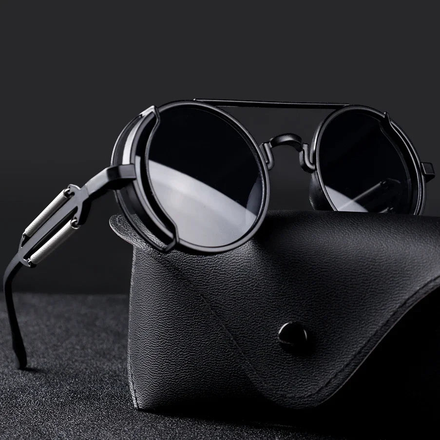 Retro kulaté sluneční brýle FluxNova Rogue Fusion — zrcadlová skla, detaily s ozubenými prvky
