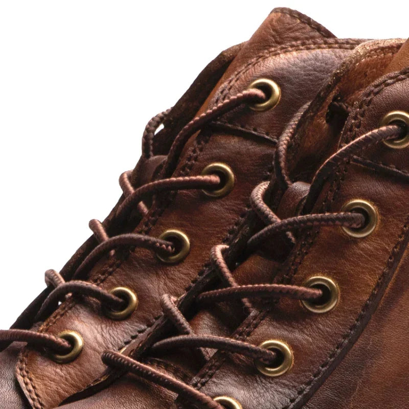 Handgefertigte Herrenstiefel aus Leder von UXST — Retro-Stil mit runder Spitze und knöchelhohem Schaft