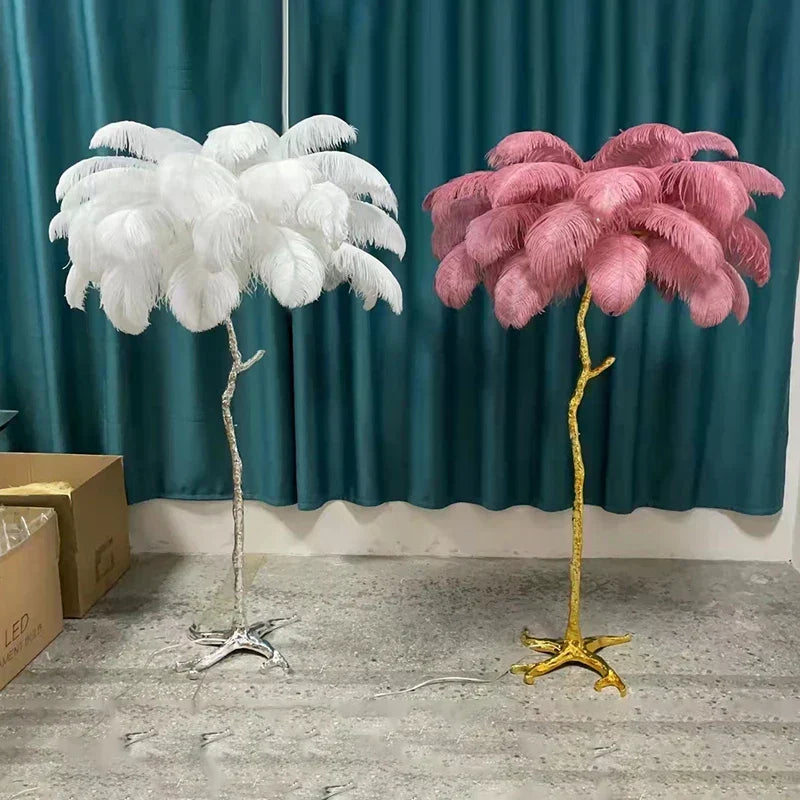 Lampada da terra con piume di struzzo - 5 lampadine LED, attacco E27