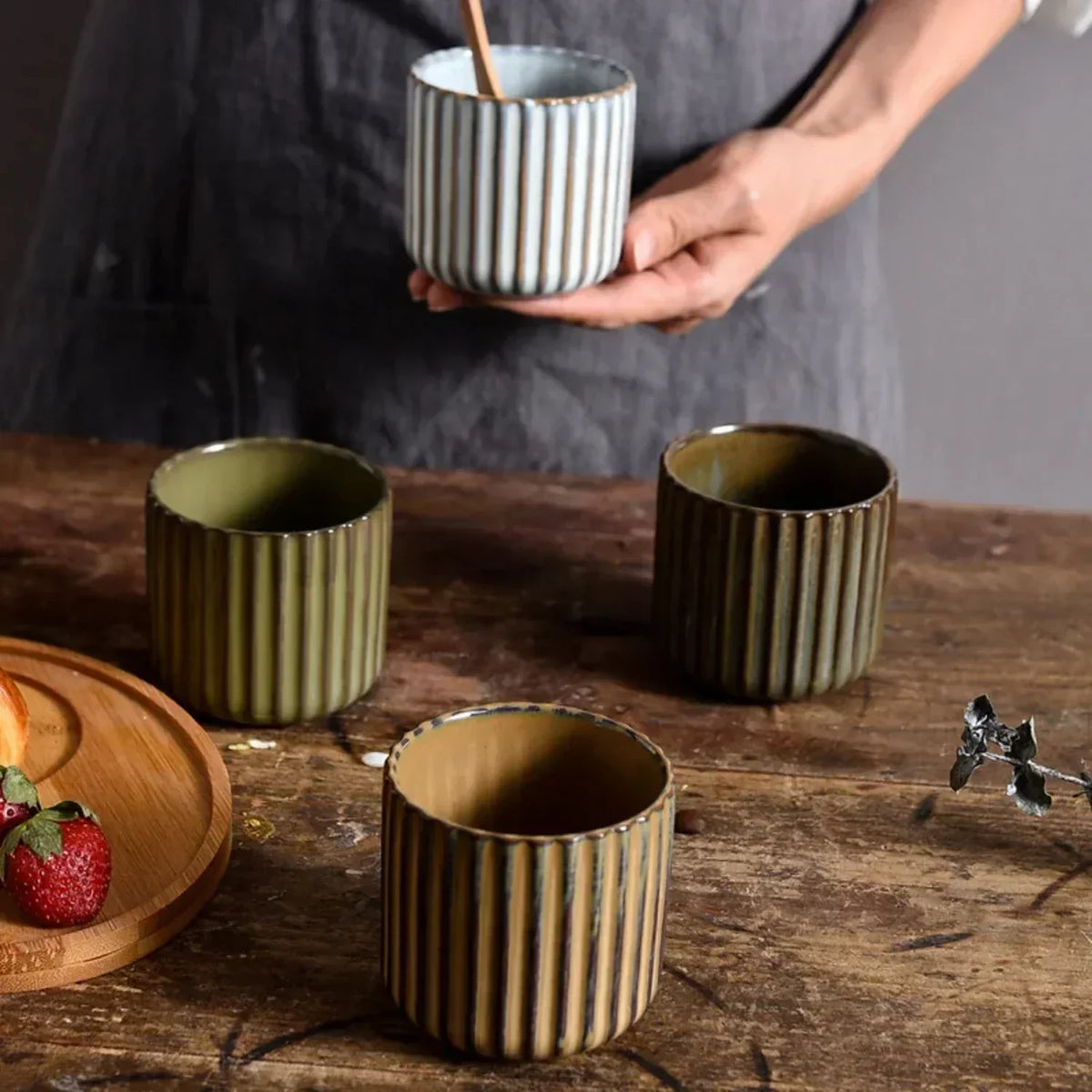 Keramik-Teetasse im japanischen Retro-Stil – Porzellanbecher für Sake und Kaffee