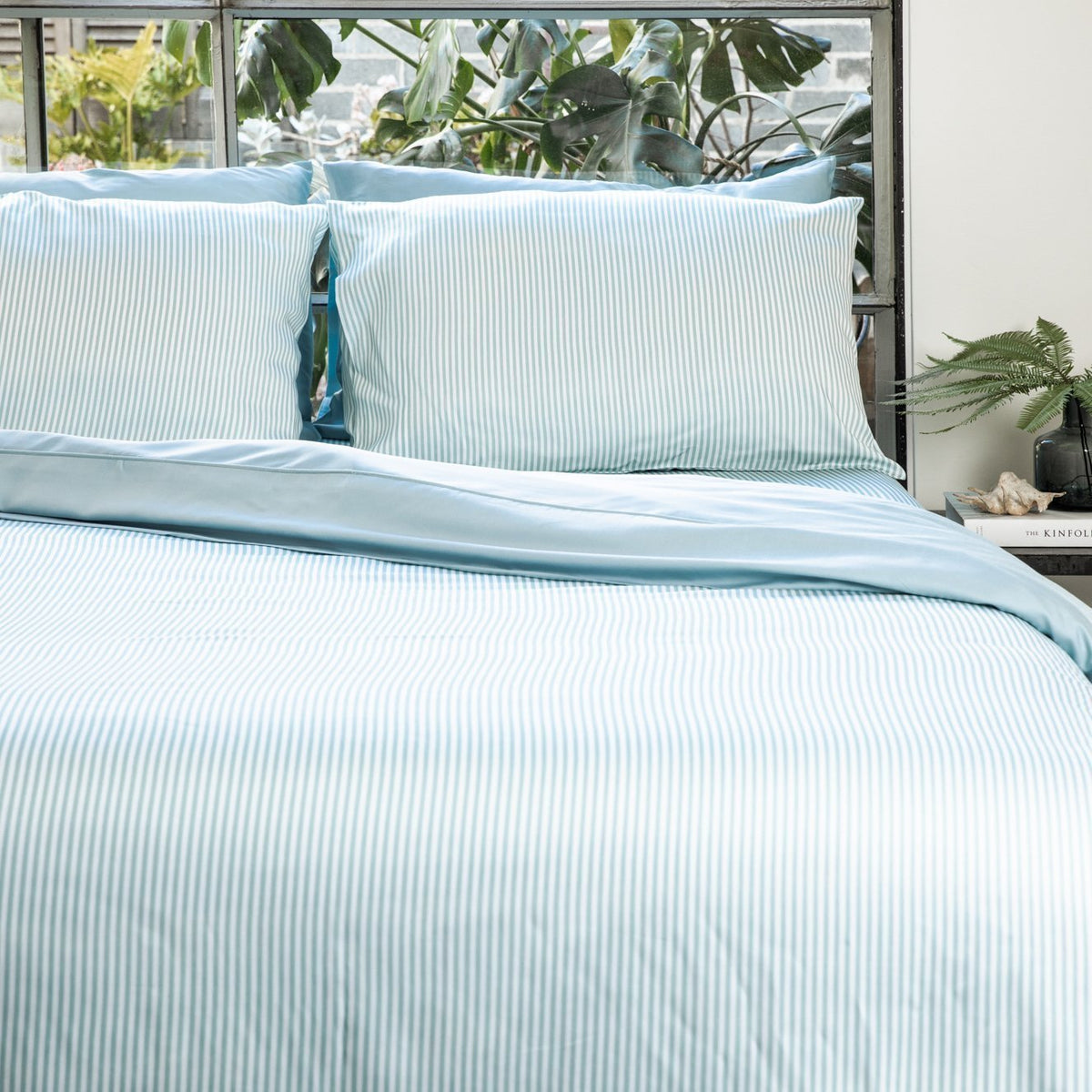Luxe påslakansset i bambulyocell och satäng — svalkande, slät yta