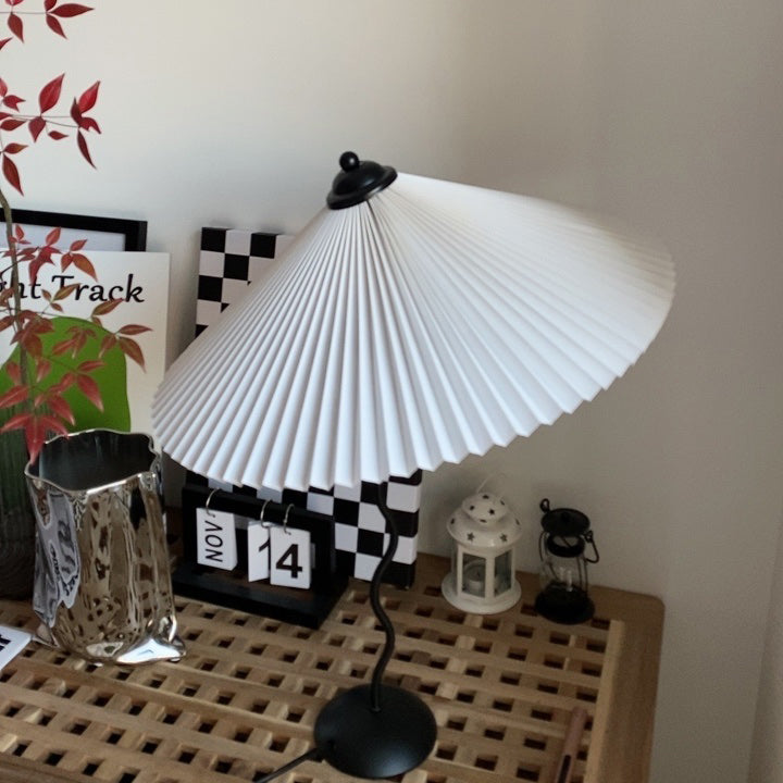 NovaLume WaveLight wellenförmige Leuchte mit sanftem Licht für moderne Innenräume
