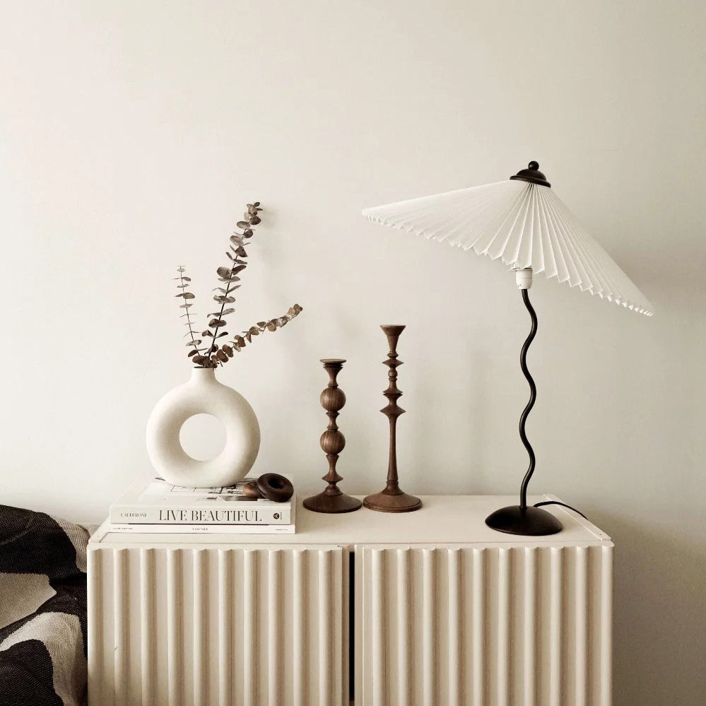 NovaLume WaveLight wellenförmige Leuchte mit sanftem Licht für moderne Innenräume
