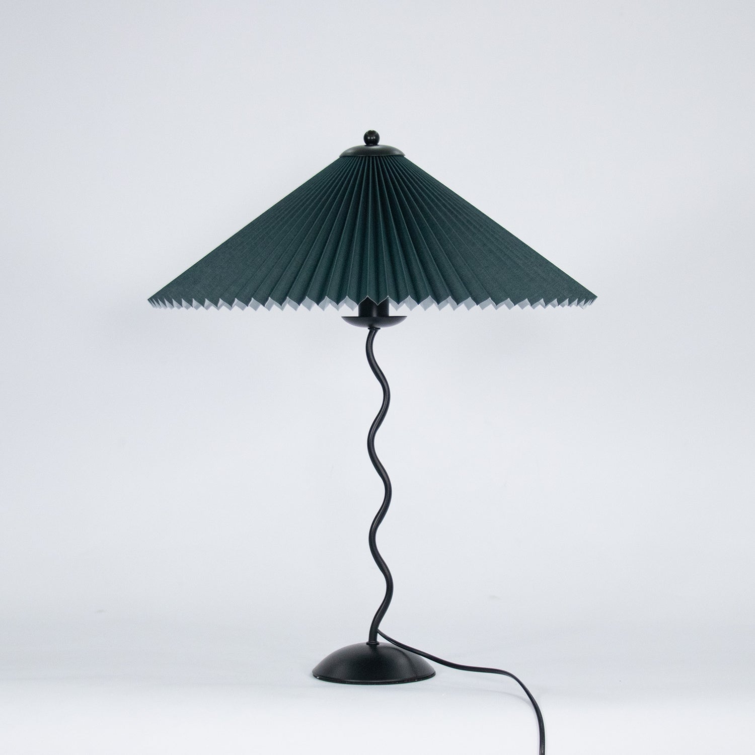 NovaLume WaveLight wellenförmige Leuchte mit sanftem Licht für moderne Innenräume