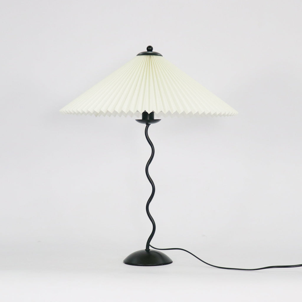 NovaLume WaveLight wellenförmige Leuchte mit sanftem Licht für moderne Innenräume