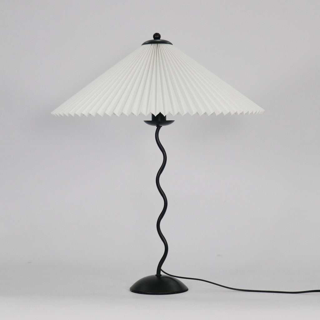 NovaLume WaveLight wellenförmige Leuchte mit sanftem Licht für moderne Innenräume