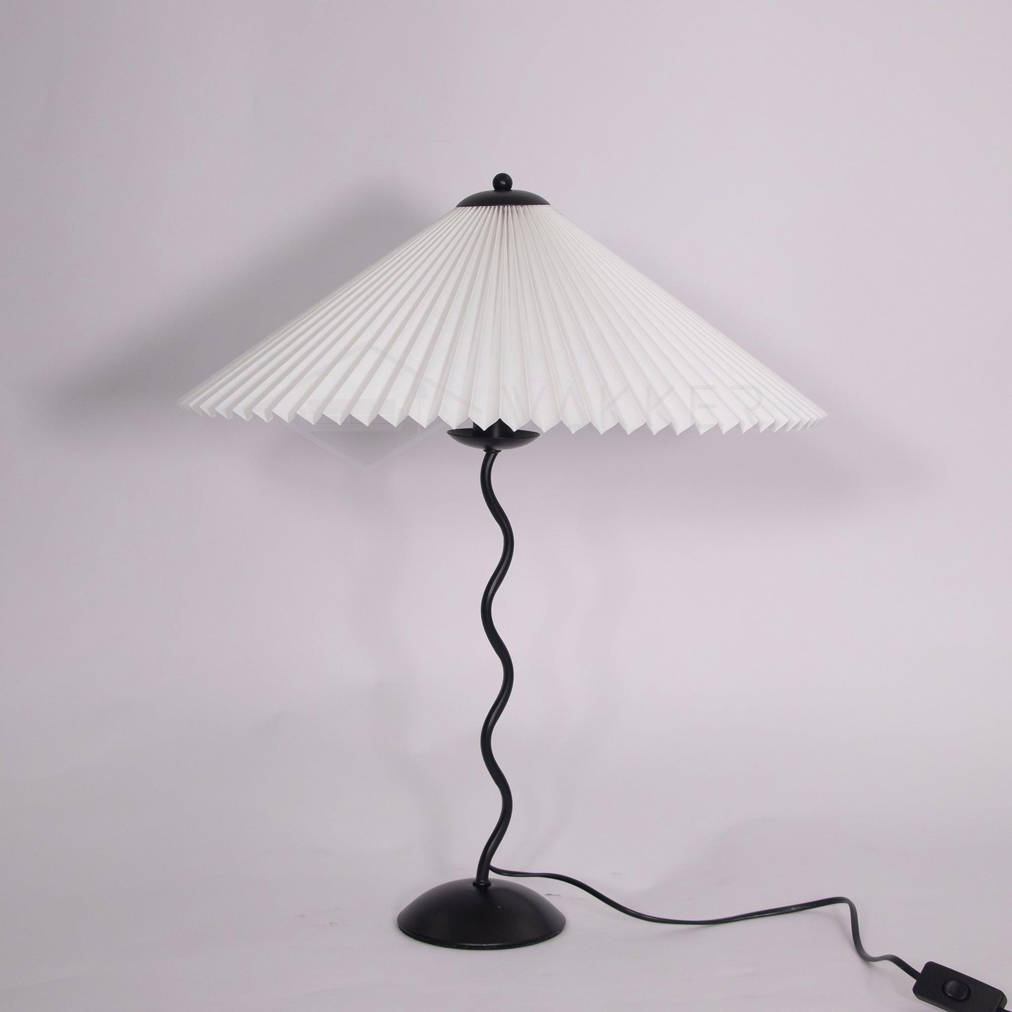 NovaLume WaveLight wellenförmige Leuchte mit sanftem Licht für moderne Innenräume