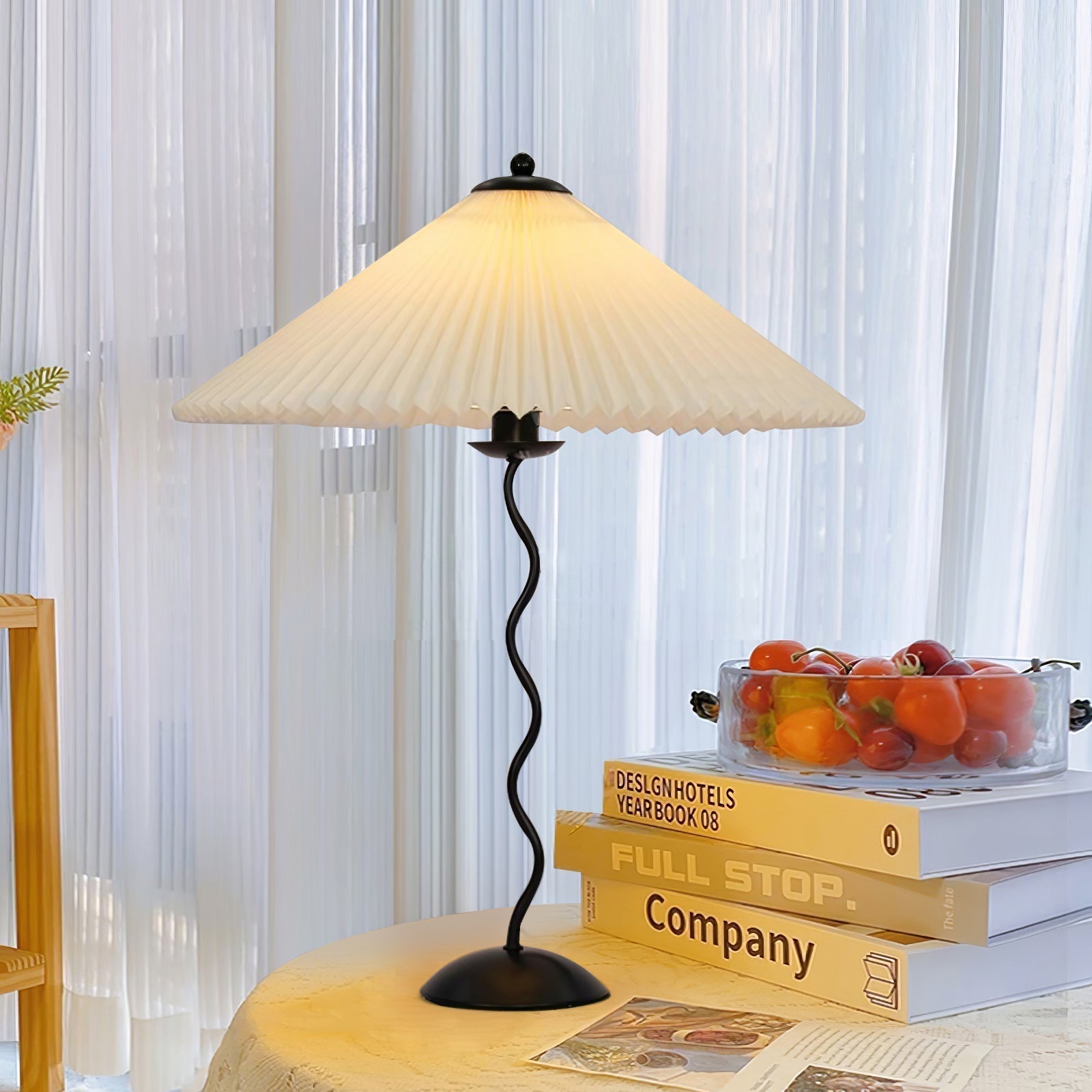 NovaLume WaveLight wellenförmige Leuchte mit sanftem Licht für moderne Innenräume