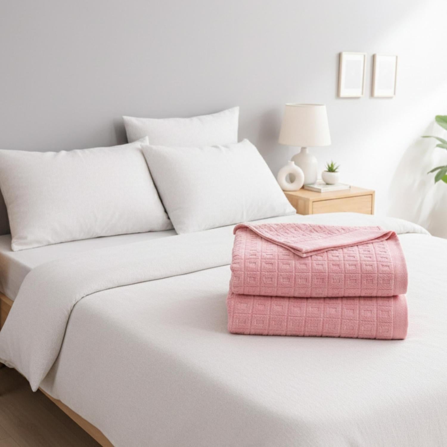 Aurora Cotton Towel Quilt — Lightweight, Breathable Design