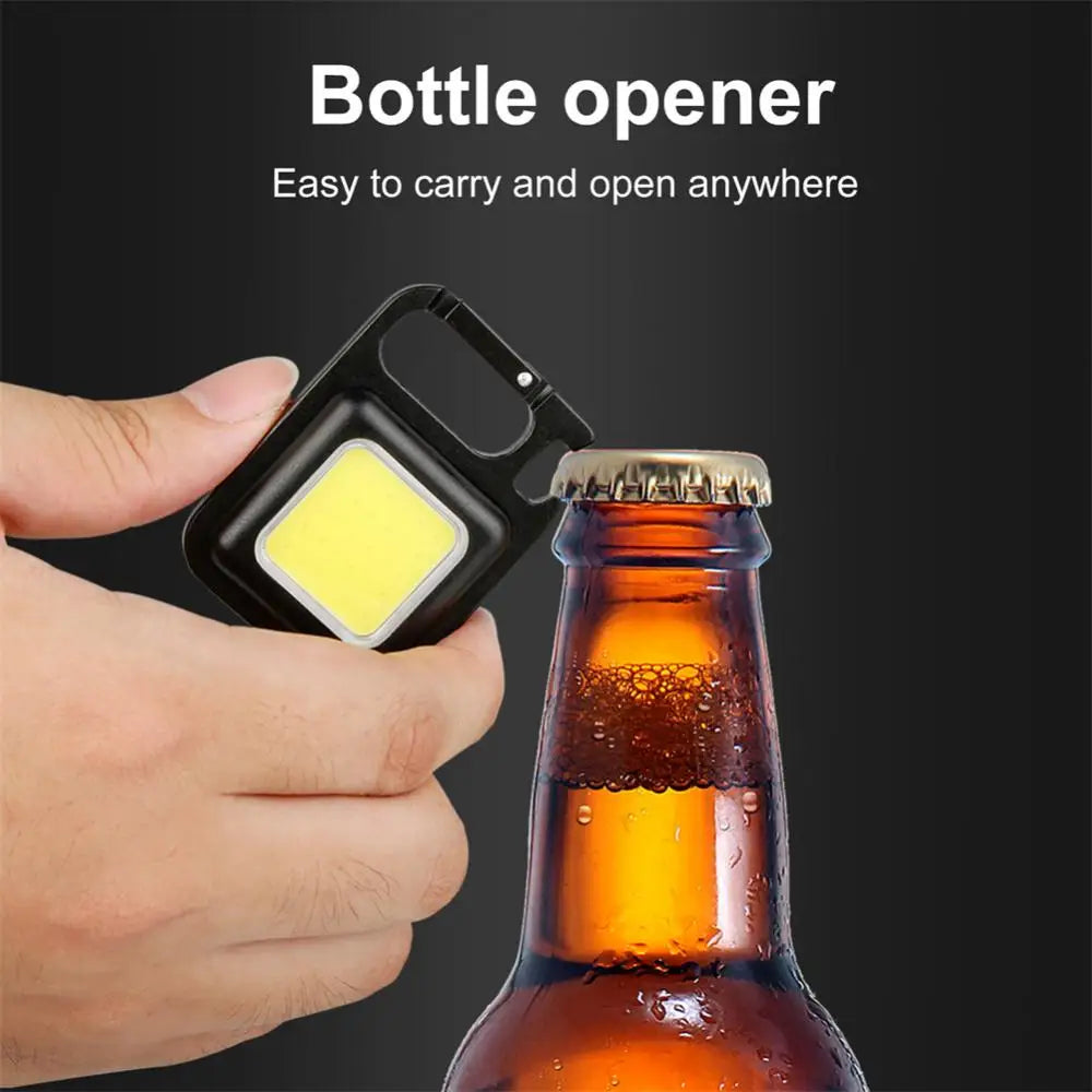 Luminator Mini-Schlüsselanhängerleuchte — COB-LED, USB-aufladbar, wasserdicht