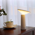 ComfortGlow Tischlampe — Elegantes Design, gemütliches Umgebungslicht